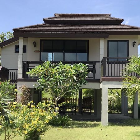 The Hip Resort @ Khao Lak Bang Sak Dış mekan fotoğraf