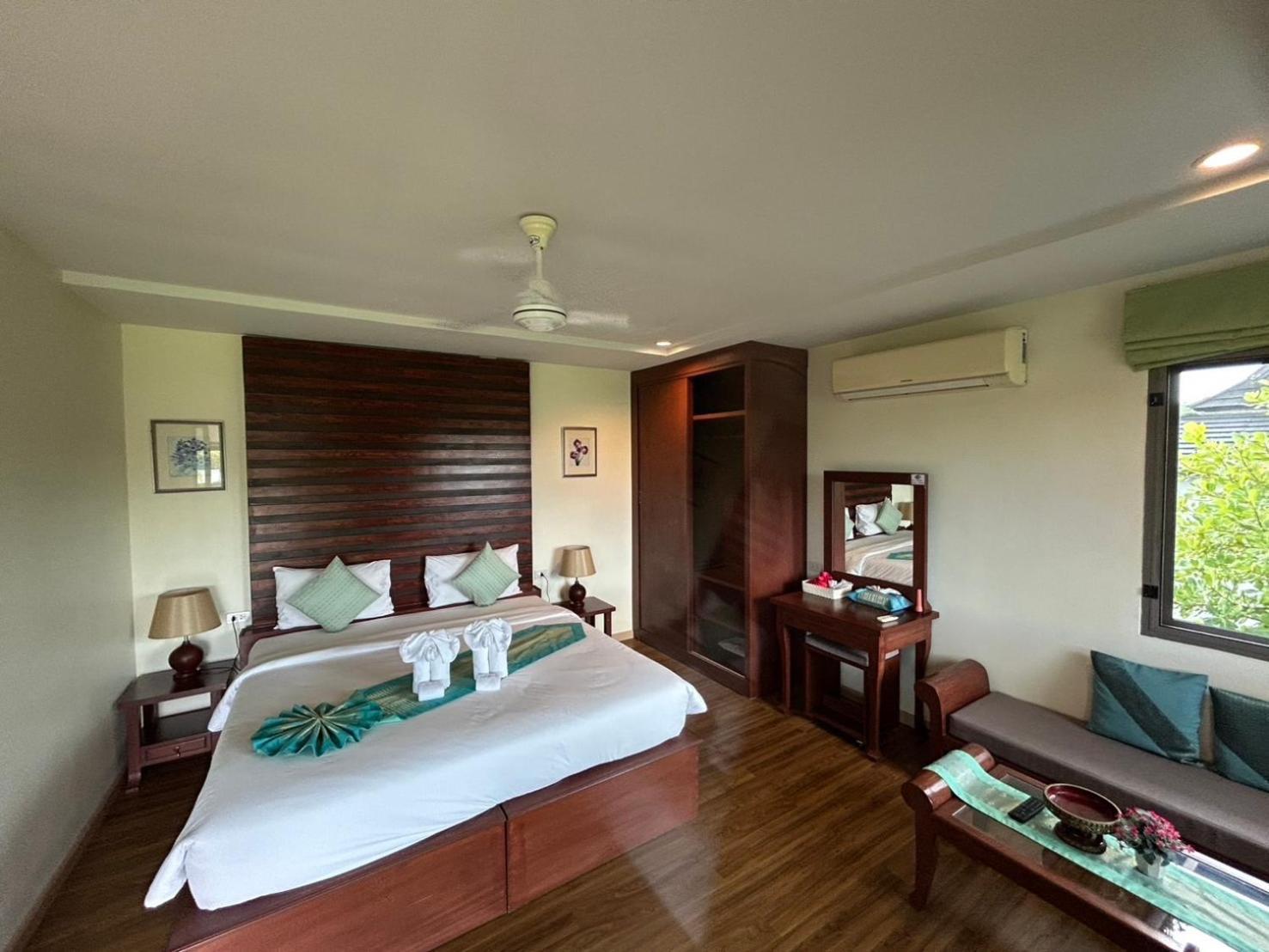 The Hip Resort @ Khao Lak Bang Sak Dış mekan fotoğraf