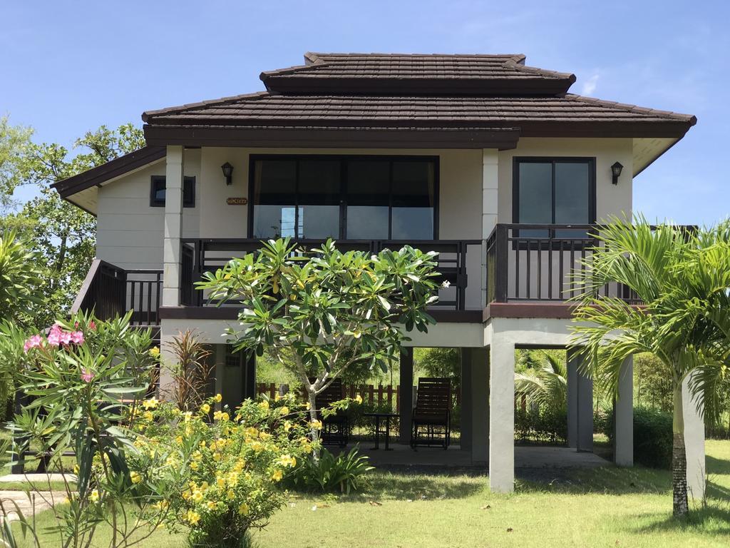 The Hip Resort @ Khao Lak Bang Sak Dış mekan fotoğraf