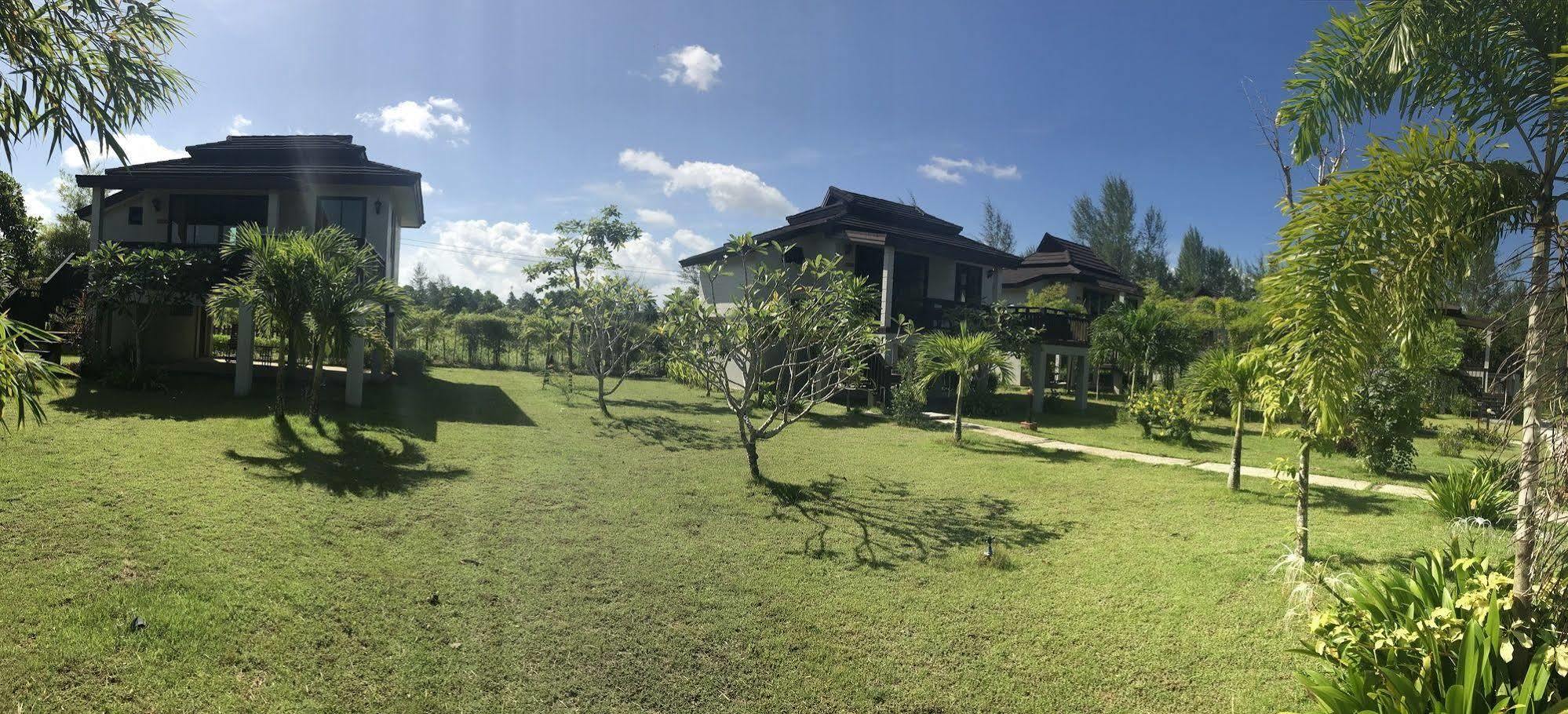 The Hip Resort @ Khao Lak Bang Sak Dış mekan fotoğraf