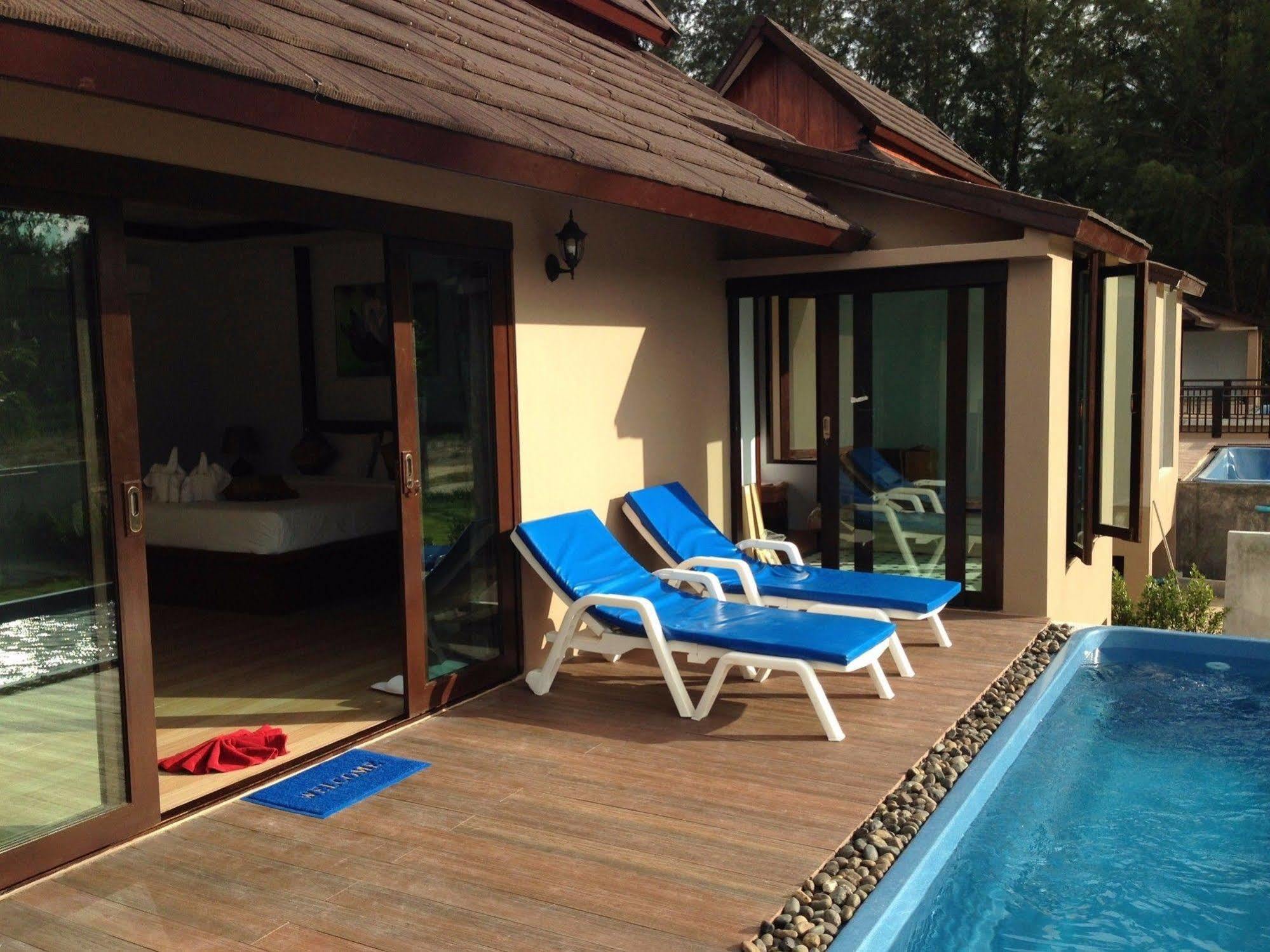 The Hip Resort @ Khao Lak Bang Sak Dış mekan fotoğraf
